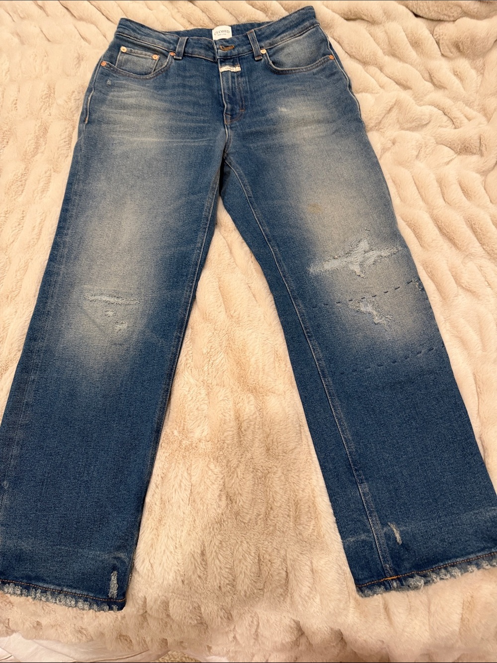 Women’s  Blue Distressed Straight-Leg Jeans